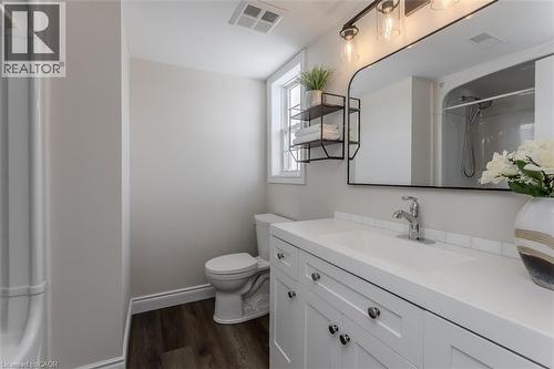 1450 Bishops Gate Unit# 401, Oakville, ON - Indoor Photo Showing Bathroom