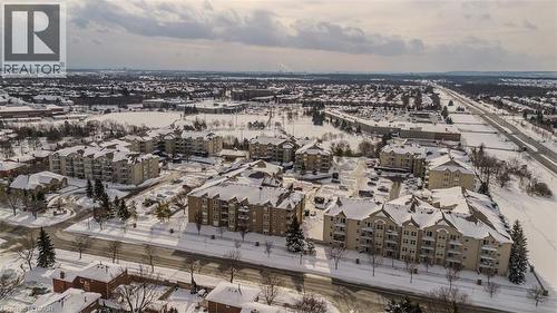 1450 Bishops Gate Unit# 401, Oakville, ON - Outdoor With View