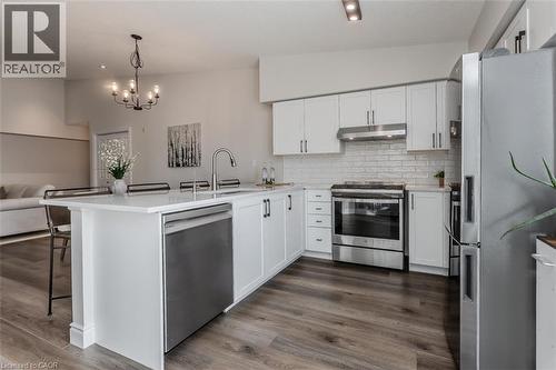 1450 Bishops Gate Unit# 401, Oakville, ON - Indoor Photo Showing Kitchen With Stainless Steel Kitchen With Upgraded Kitchen