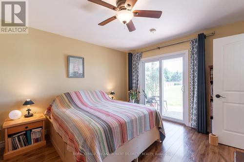 22910 Highbury Avenue N, Middlesex Centre (Bryanston), ON - Indoor Photo Showing Bedroom