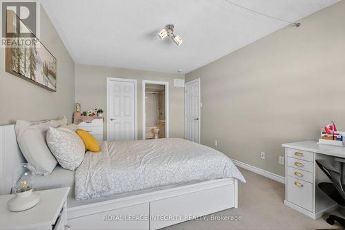Primary Bedroom - 64 Feathertop Lane, Ottawa, ON - Indoor Photo Showing Bedroom