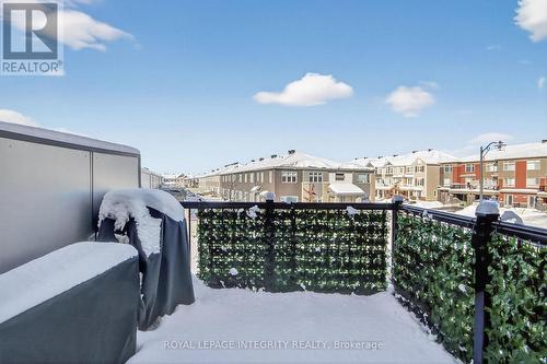 Patio Space - 64 Feathertop Lane, Ottawa, ON - Outdoor