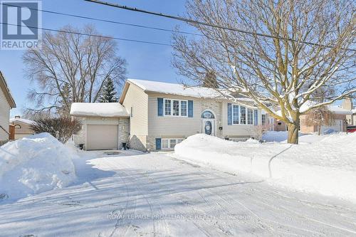 72 Gilbert Street, Belleville (Belleville Ward), ON - Outdoor With Facade