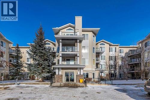 109, 345 Rocky Vista Park NW  Calgary, AB T3G 5K6
