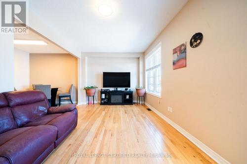 408 Bessborough Drive, Milton, ON - Indoor Photo Showing Living Room