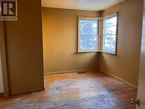 527 Court St N, Thunder Bay, ON - Indoor Photo Showing Other Room