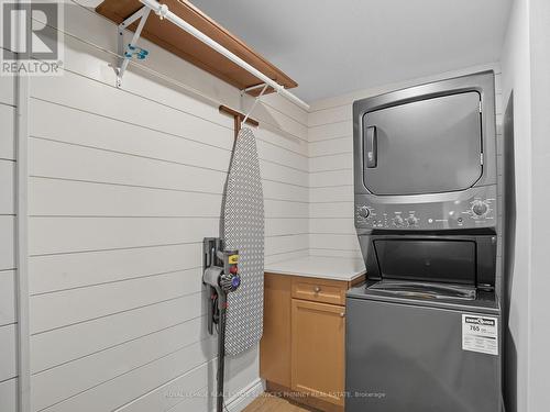47 Livingstone Drive, Hamilton, ON - Indoor Photo Showing Laundry Room