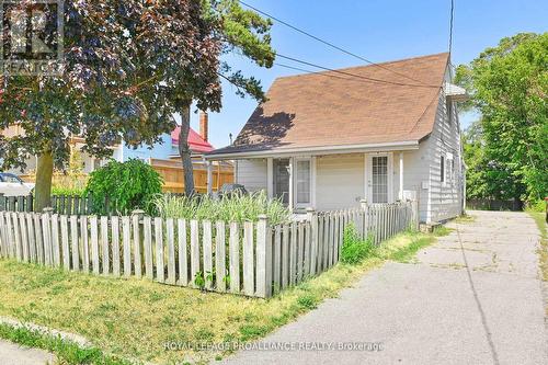 61 DELANEY STREET  Quinte West (Trenton Ward), ON K8V 4L7