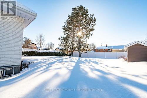 528 Irving Street, Pembroke, ON - Outdoor