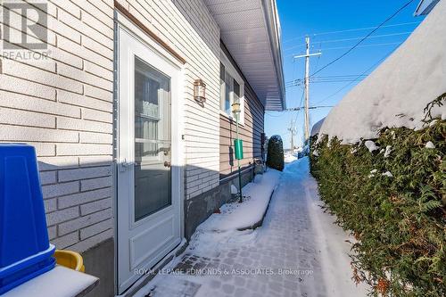 528 Irving Street, Pembroke, ON - Outdoor With Exterior