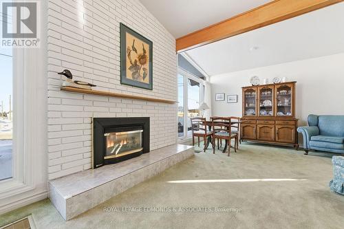 528 Irving Street, Pembroke, ON - Indoor Photo Showing Living Room With Fireplace