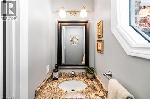 43 Buchanan Drive, Caledonia, ON - Indoor Photo Showing Bathroom