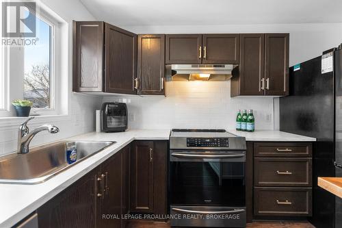 343 Sunrise Crescent, Kingston (East Gardiners Rd), ON - Indoor Photo Showing Kitchen