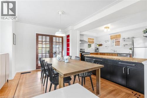 263 Houghton Avenue S, Hamilton, ON - Indoor Photo Showing Dining Room