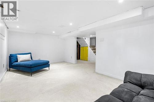 263 Houghton Avenue S, Hamilton, ON - Indoor