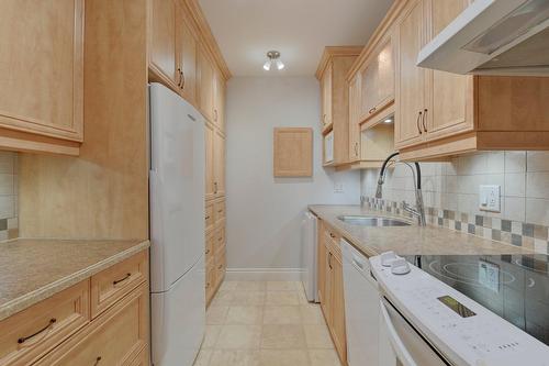 Kitchen - 1137 Rue De L'Aigue-Marine, Québec (Charlesbourg), QC - Indoor Photo Showing Kitchen