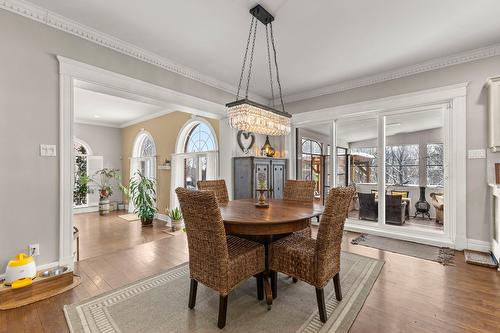Coin-repas - 98 Ch. De La Sève, Rigaud, QC - Indoor Photo Showing Dining Room