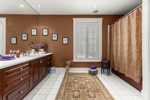 Salle de bains - 98 Ch. De La Sève, Rigaud, QC - Indoor Photo Showing Bathroom