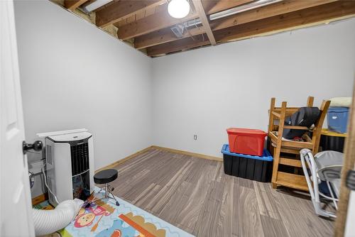1020 19Th Avenue, Cranbrook, BC - Indoor Photo Showing Other Room