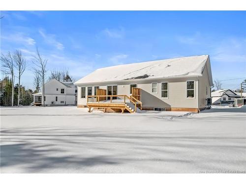103 Adrienne Crt, Dieppe, NB 