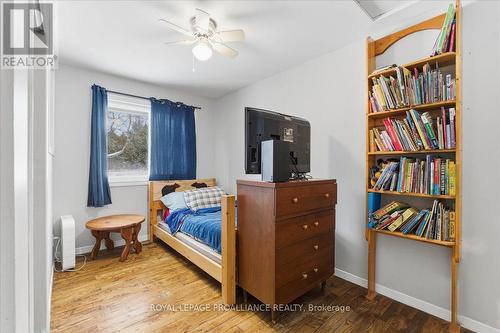 1442 Quin Mo Lac Road, Tweed (Hungerford (Twp)), ON - Indoor Photo Showing Bedroom