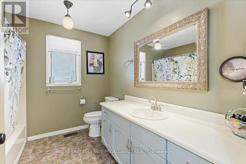 1442 Quin Mo Lac Road, Tweed (Hungerford (Twp)), ON - Indoor Photo Showing Bathroom