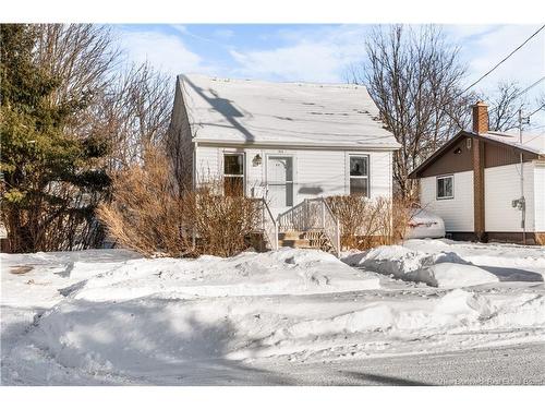 195 Second Ave, Moncton, NB 