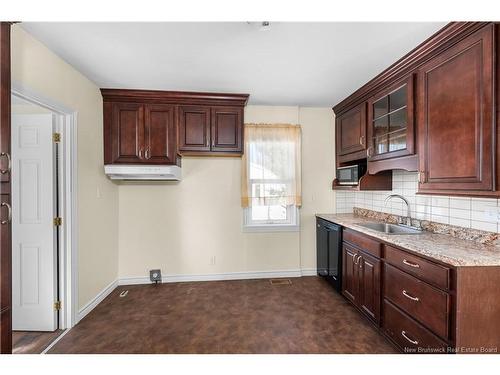 195 Second Ave, Moncton, NB 