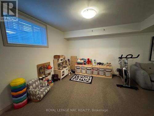 Play area for kids or work out space - 11 Violet Street, St. Catharines (Grapeview), ON - Indoor