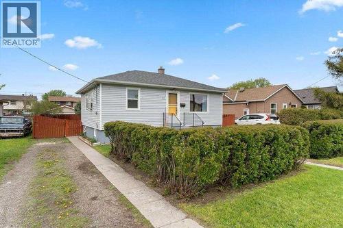 7639 Ogden Road Se, Calgary, AB - Outdoor