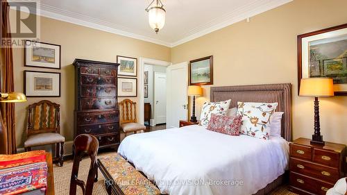 42 Lytton Boulevard, Toronto, ON - Indoor Photo Showing Bedroom
