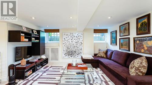42 Lytton Boulevard, Toronto, ON - Indoor Photo Showing Living Room