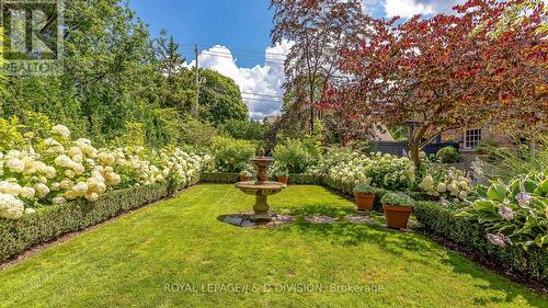 42 Lytton Boulevard, Toronto, ON - Outdoor