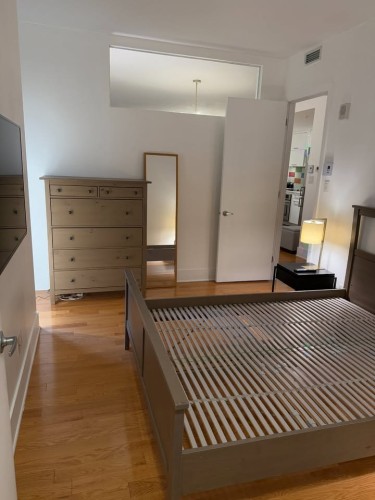 Chambre à coucher - 605-901 Rue De La Commune E., Montréal (Ville-Marie), QC - Indoor Photo Showing Other Room