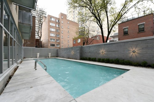 Piscine - 547-1414 Rue Chomedey, Montréal (Ville-Marie), QC - Outdoor With In Ground Pool