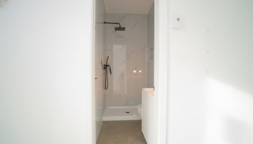 Master Bathroom - 17 Av. Léonie, Saint-Sauveur, QC - Indoor