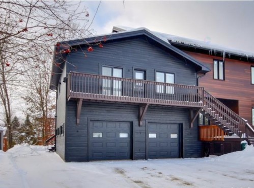 Front of Structure - 17 Av. Léonie, Saint-Sauveur, QC - Outdoor With Exterior