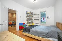 Primary bedroom - 