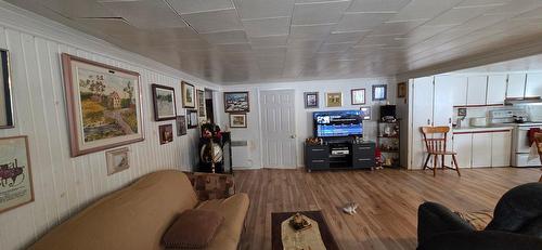 Salon - 8 Ch. Cora, Grand-Remous, QC - Indoor