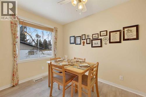 8527 Bowglen Road Nw, Calgary, AB - Indoor Photo Showing Dining Room