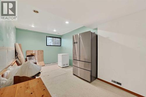 8527 Bowglen Road Nw, Calgary, AB - Indoor