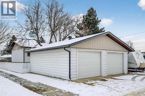 8527 Bowglen Road Nw, Calgary, AB - Outdoor With Exterior