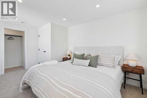 4547 Passchendaele Road Sw, Calgary, AB - Indoor Photo Showing Bedroom