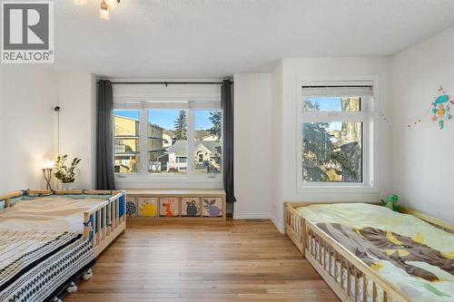 1629 29 Avenue Sw, Calgary, AB - Indoor Photo Showing Bedroom