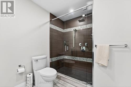 579 Foxview Place, Ottawa, ON - Indoor Photo Showing Bathroom