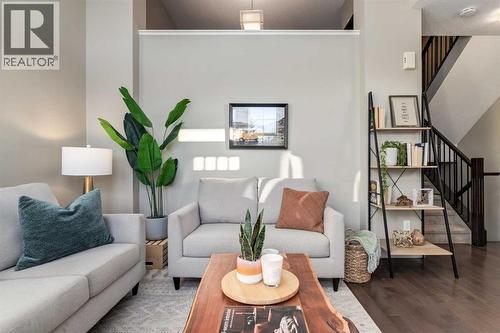 705 Evanston Square Nw, Calgary, AB - Indoor Photo Showing Living Room