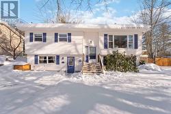 1718 Cumberland Drive  Coldbrook, NS B4R 1A4