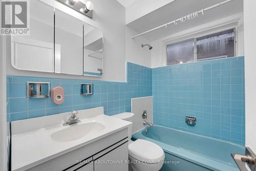 150 Thistle Down Boulevard, Toronto, ON - Indoor Photo Showing Bathroom