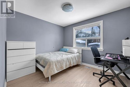150 Thistle Down Boulevard, Toronto, ON - Indoor Photo Showing Bedroom