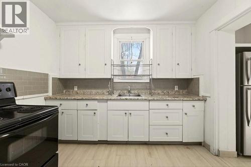 83 Haddon Avenue S, Hamilton, ON - Indoor Photo Showing Kitchen